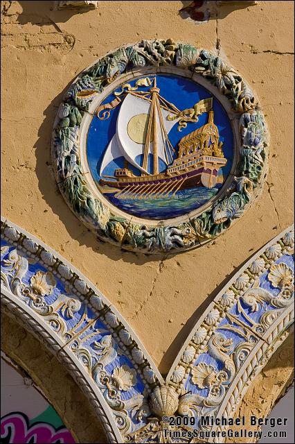 Rondel modeled by Maxfield H. Keck depicting a Venetian galleon with streaming pennants. Childs Retaurant, Coney Island, Brooklyn, NY. Built 1923.